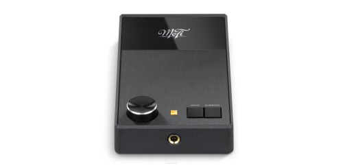 big_MoFi-Electronics-UltraPhono-Phonostage-Angle-High-Front.jpg