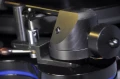 Oracle-Origine-tonearm.webp